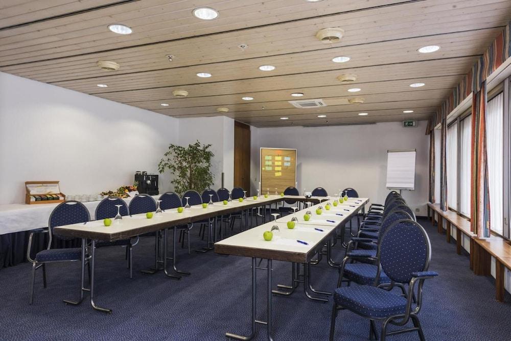 Hotel Berlin Sindelfingen Zewnętrze zdjęcie