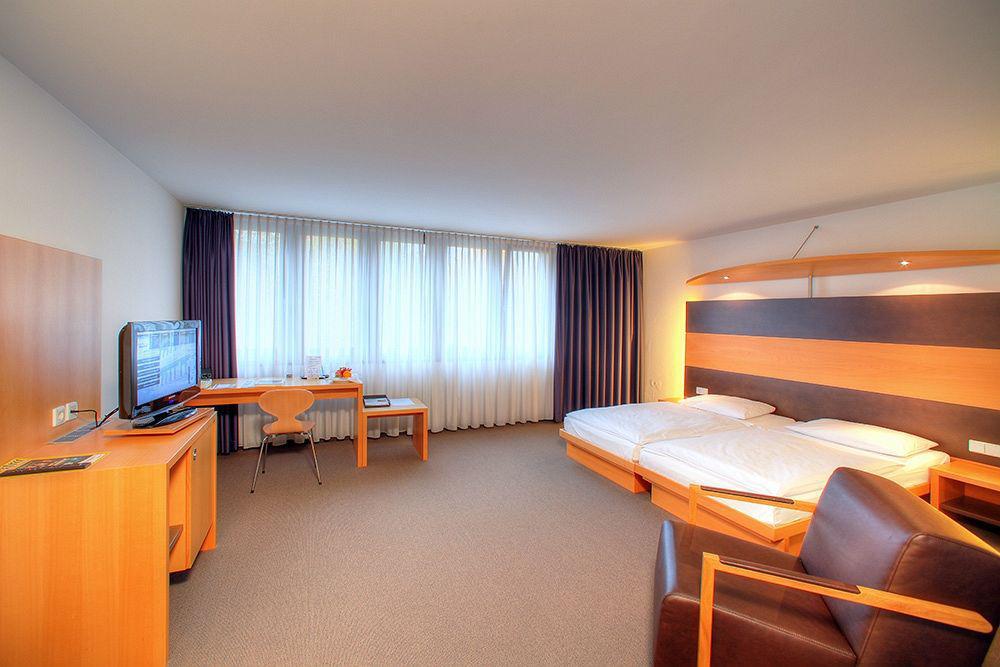 Hotel Berlin Sindelfingen Zewnętrze zdjęcie